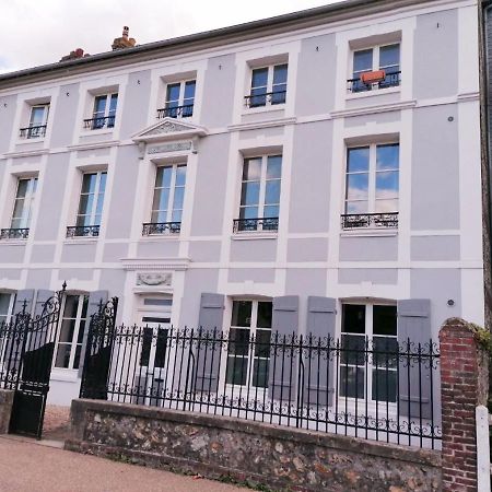 Le 2 Pieces Avec Parking Prive Leilighet Honfleur Eksteriør bilde